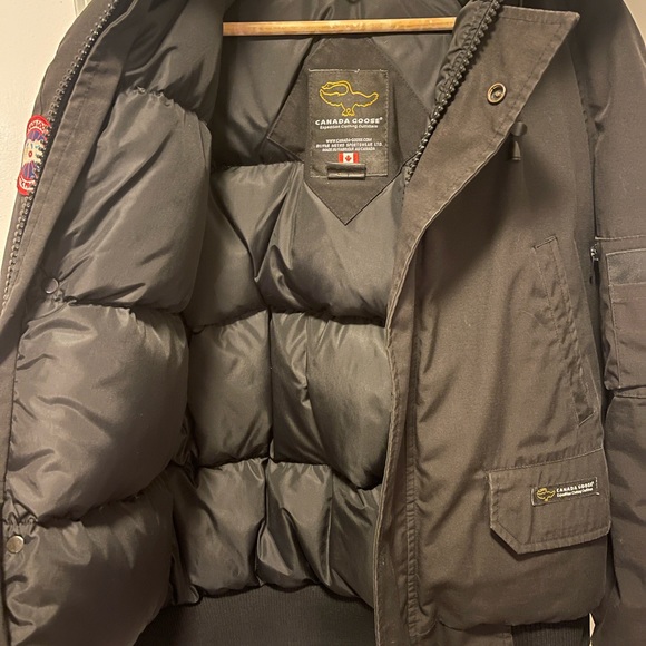 Men’s Canada Goose Chilliwack Bomber - Picture 10 of 15